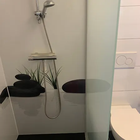 Renate Strohhöfer Apartment *